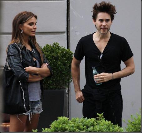 jared-leto-nina-senicar-milan-italy-07