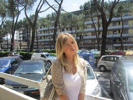 White White White !!! White White White !!!