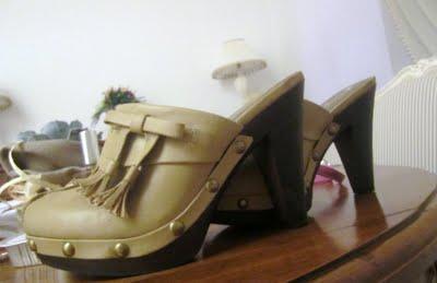 My new pair of shoes and various pictures... My new pair of shoes and various pictures...