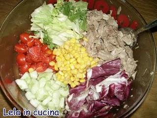 insalata di carne , cetrioli , pachini , radicchio insalata di carne , cetrioli , pachini , radicchio