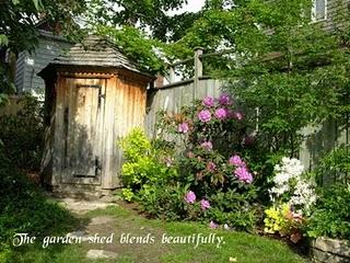 Garden shed_ capanno per gli attrezzi ma chic Garden shed_ capanno per gli attrezzi ma chic