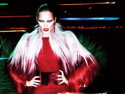 Tom Ford F/W 2011 ADV campaing by Mert Tom Ford F/W 2011 ADV campaing by Mert