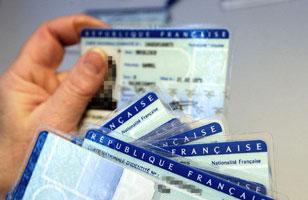 carta-di-identità-elettroni La Francia orwellizza i cittadini con RFID sulla carta di identità