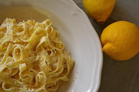 Tagliatelle profumate al limone IMG_4605