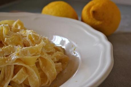Tagliatelle profumate al limone IMG_4602