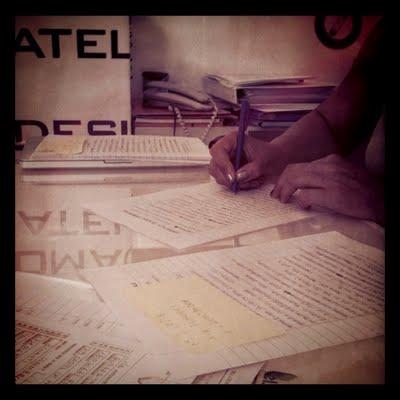 Aperto per ferie: si prega di disturbare. Aperto per ferie: si prega di disturbare.