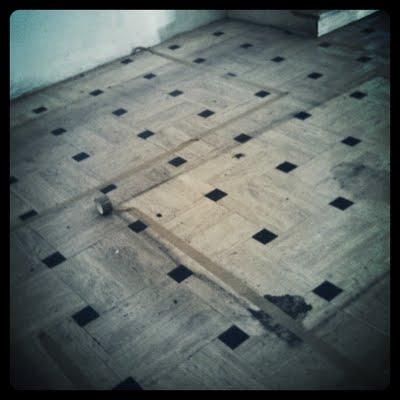 Aperto per ferie: si prega di disturbare. Aperto per ferie: si prega di disturbare.