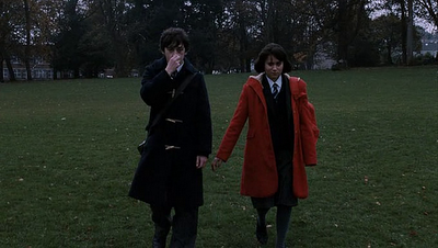 Review 2011 - Submarine