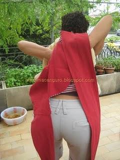 Come usare il Mei Tai sulla schiena. Modalità di carico 2 Come usare il Mei Tai sulla schiena. Modalità di carico 2