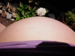 NON MI VEDO PIÙ I PIEDI NON MI VEDO PIÙ I PIEDI