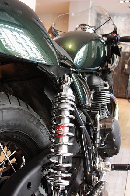 Atelier HOOK MOTORS Atelier HOOK MOTORS