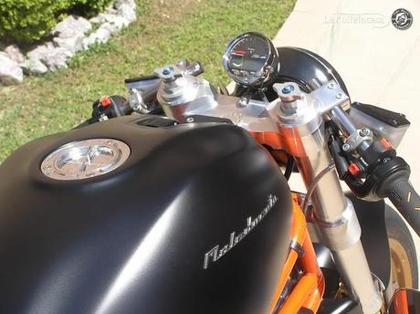 Le Fatteincasa : Maleducata by Tazio Le Fatteincasa : Maleducata by Tazio