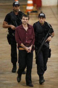 Tarso Genro (ministro della giustizia brasiliano) e il caso Battisti: “l’Italia ci ha trattato come una colonia” Tarso Genro (ministro della giustizia brasiliano) e il caso Battisti: “l’Italia ci ha trattato come una colonia”