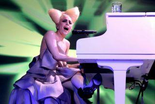 Lady Gaga, Nuovo Album Più Serio nel 2011