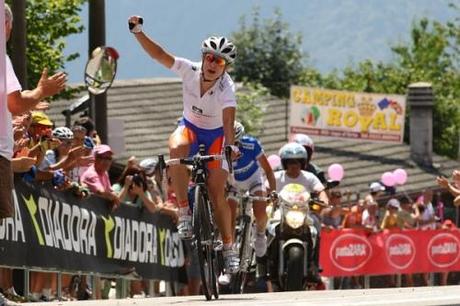 Giro Donne 2010 – Per la Vos vittoria e maglia