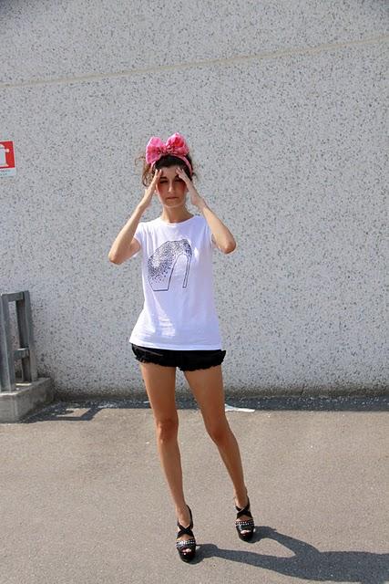 Valentina, alias Factory Style e la t-shirt Armadillo
