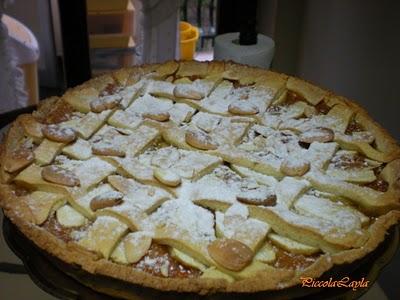 Crostata con Marmellata di Arance Amare, Mele e Mandorle