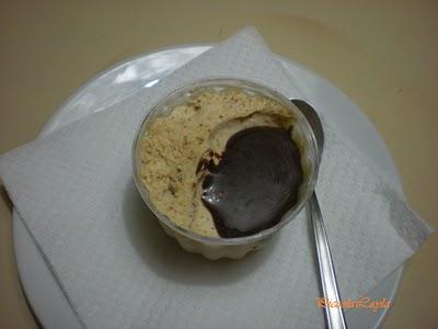 Parfait di Mandorle con Salsa al Cioccolato