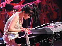 http://upload.wikimedia.org/wikipedia/commons/thumb/d/d9/Jazz_pianist_Keiko_Matsui.JPG/220px-Jazz_pianist_Keiko_Matsui.JPG