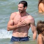 Hugh Jackman al mare