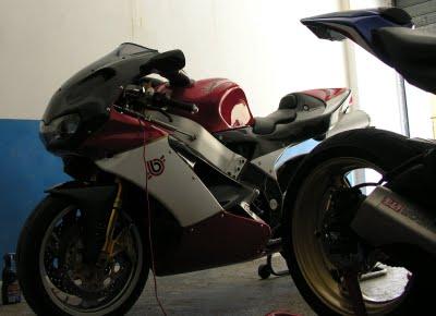 ESBIEITAR.... ( SB8R) . 300 KMs... 190 MILES... VE LE LASCIO TUTTE LE VOSTRE MOTO, LO GIURO.... ESBIEITAR.... ( SB8R) . 300 KMs... 190 MILES... VE LE LASCIO TUTTE LE VOSTRE MOTO, LO GIURO....