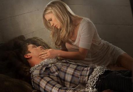 Ascolti 4x07 Cold Grey Light of Dawn: True Blood è di nuovo il programma più visto della Domenica sulla TV Via cavo true blood,ascolti 4x07 cold grey light of dawn,true blood news,ascolti true blood,ascolti 4x07 true blood