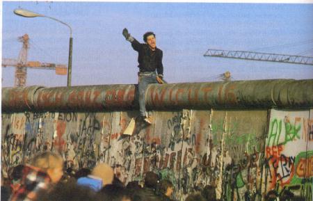 Ricordo della caduta del Muro di Berlino