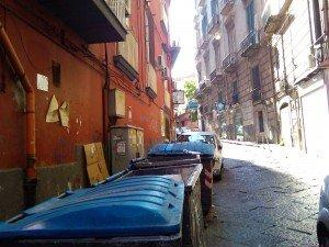 Quando la politica funziona: Napoli ripulita dai rifiuti.