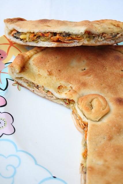 Tiella di polipi...ma anche di scarola...e di cozze Tiella di polipi...ma anche di scarola...e di cozze