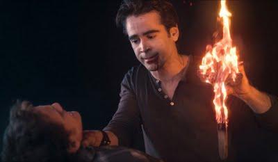 Fright Night - Il vampiro della porta accanto: se Colin Farrell ha sete con una birra non ve la caverete