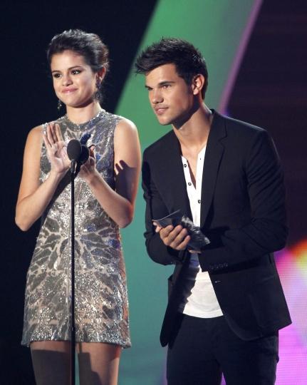 MTV Video Music Awards 2011: looks and fashion!
