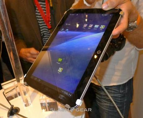 image0001 580x481 Toshiba AT200, il tablet Honeycomb più sottile al mondo | Foto, Scheda Tecnica