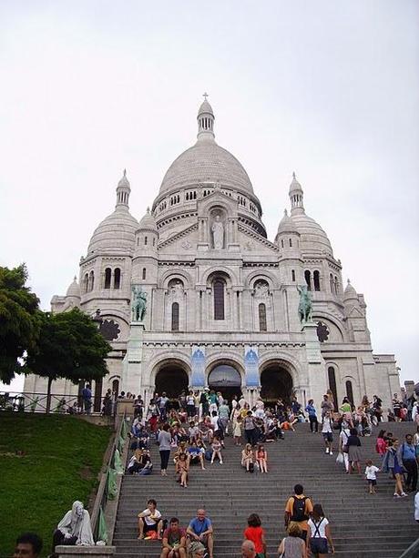 PARIGI - I QUARTIERI , I NEGOZI VINTAGE E DOVE MANGIARE