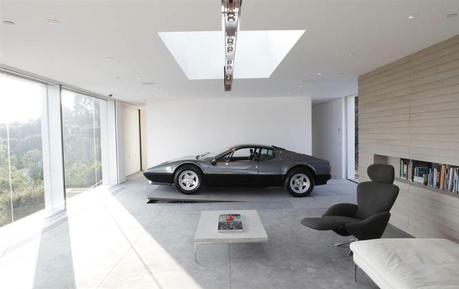 GARAGE OF THE WEEK – Una Ferrari in salotto