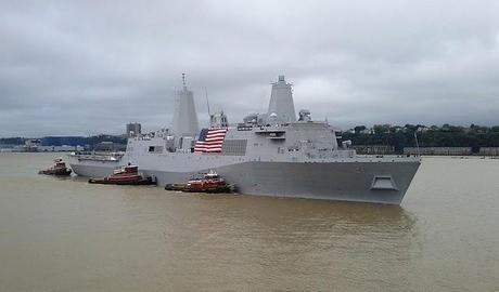 USS New York è arrivata a New York City