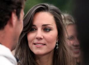 Kate Middleton sarebbe incinta addirittura di due gemeli.