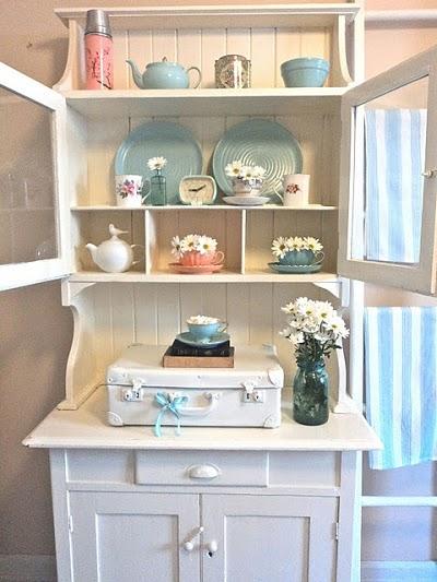 La credenza del tè La credenza del tè