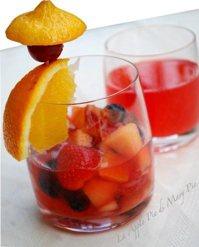 Macedonia di frutta in Sangria bianca di sidro