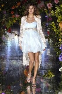 Giovanna Battaglia per Dolce & Gabbana hystorical catwalk