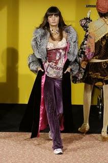 Giovanna Battaglia per Dolce & Gabbana hystorical catwalk