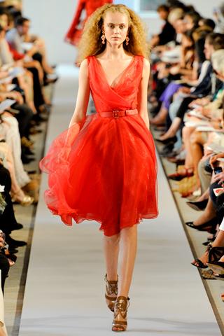 New York Fashion Week: Oscar de la Renta P/E 2012