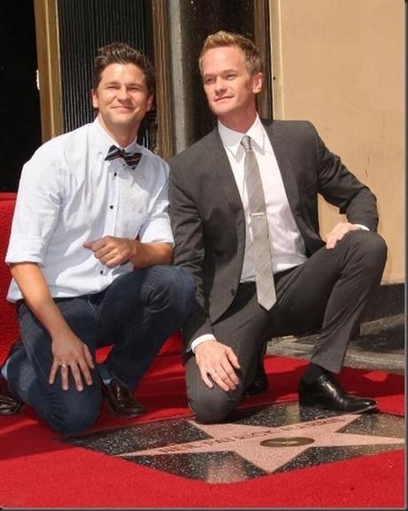 Neil-Patrick-Harris-Receives-Star-on-Walk-Of-Fame-1-435x580