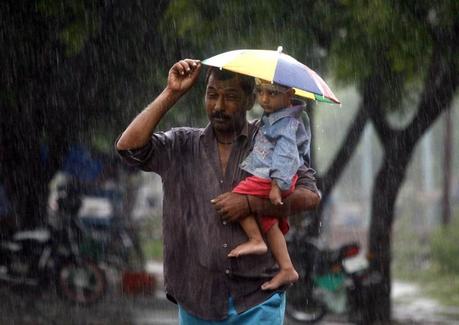 India: Piogge monsoniche e inondazioni