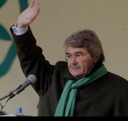 Il ridicolo CASTELLI: “Sono povero”. 20110918-083040.jpg