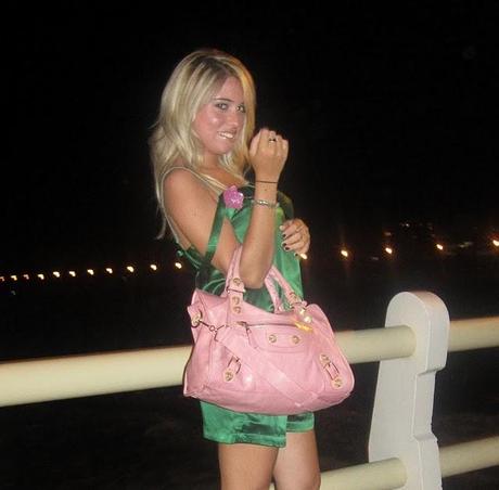 Two ways for a jumpsuit....! Two ways for a jumpsuit....!