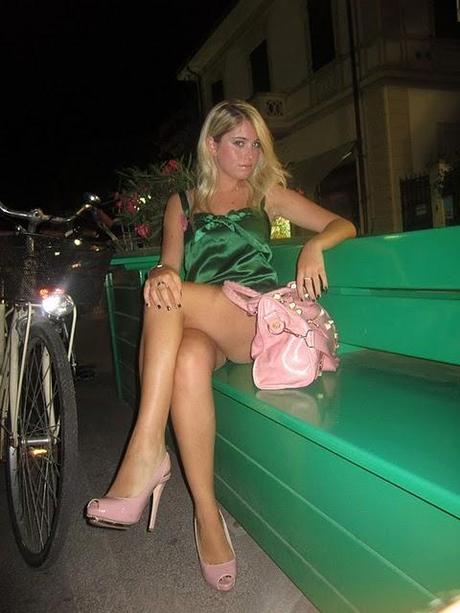 Two ways for a jumpsuit....! Two ways for a jumpsuit....!