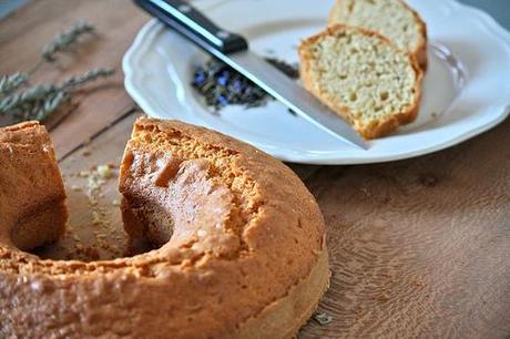 Ciambella rustica al thè e lavanda IMG_6665