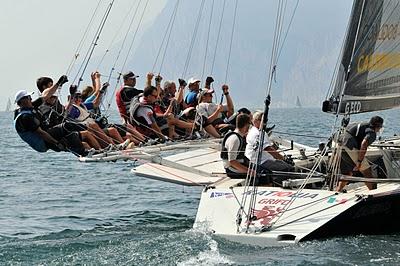 SUL GARDA SI CORRE IL MONDIALE DI VELA DELLA SOLIDARIETA'