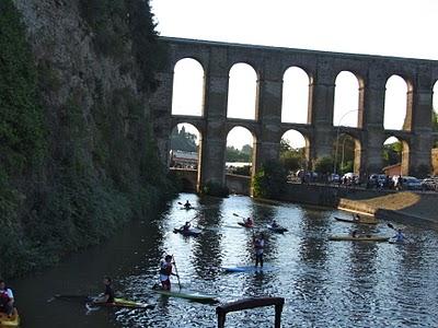 la manifestazione di canoa la manifestazione di canoa