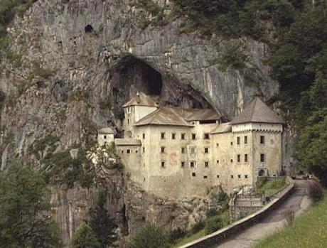 castello di pustumia